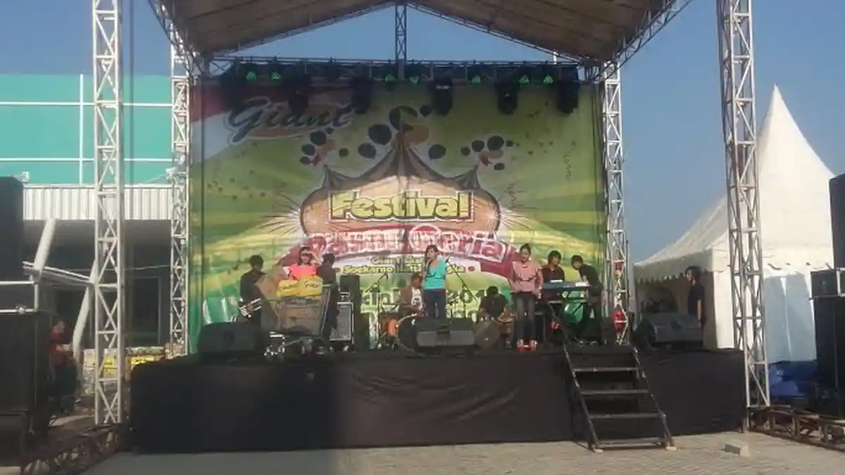 3Duyung Guncang Festival Pasar Ceria Giant Malam Ini