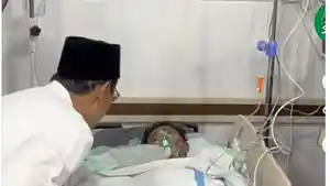 haikal-minum.jpg
