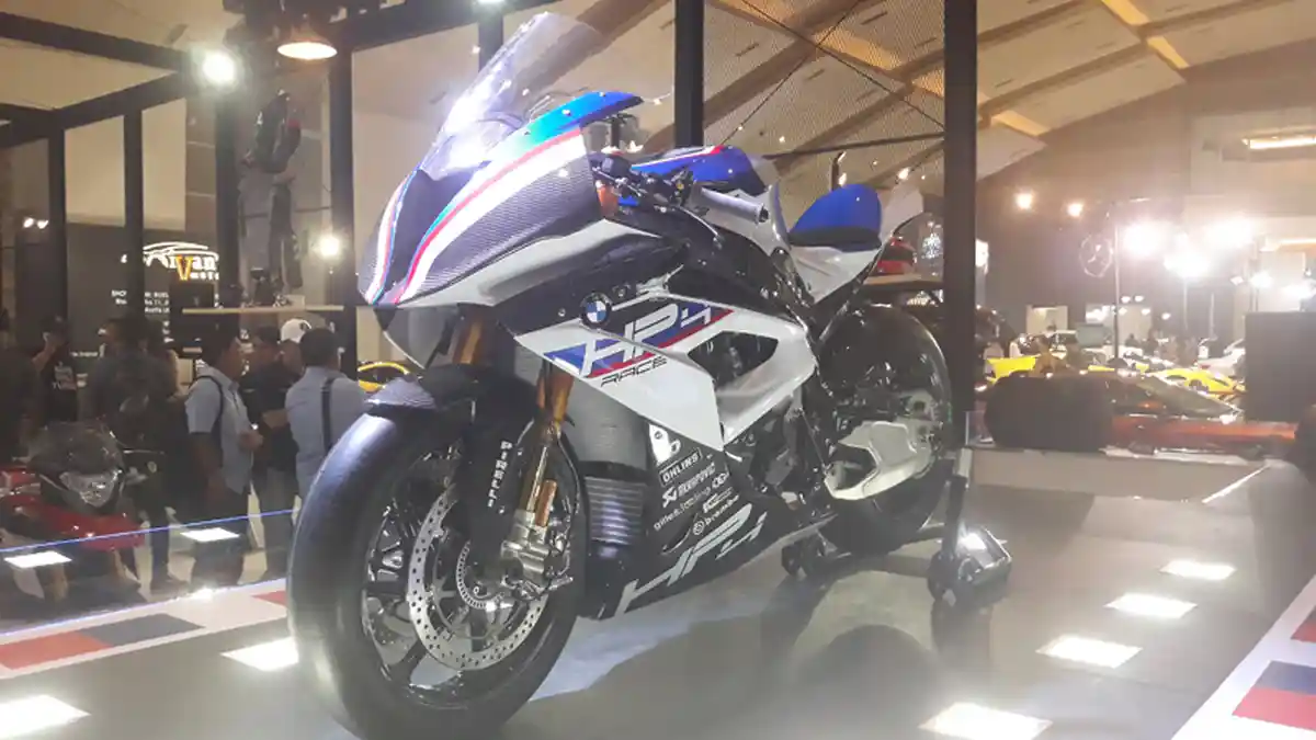 Hanya Satu di Indonesia, Harga Motor Keluaran BMW Motorrad ini Bikin Melongo