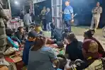 Satpol PP Tanahlaut Sisir Warung Remang hingga THM, Dapati Puluhan Botol Arak Disembunyikan di Semak