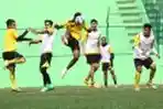 Ferry Aman Saragih Gelandang Arema Cronus