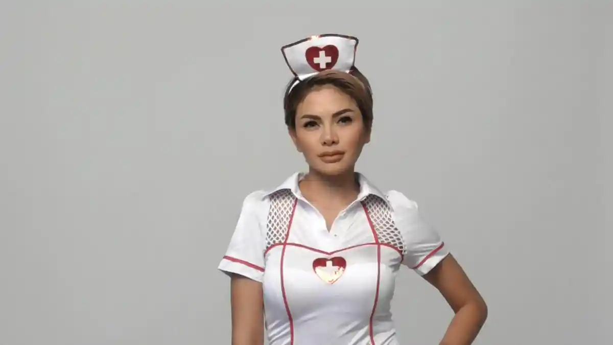 Putus dari Bule Italia, Nikita Mirzani: Udah Enggak Sehat, Niki Sempoyongan