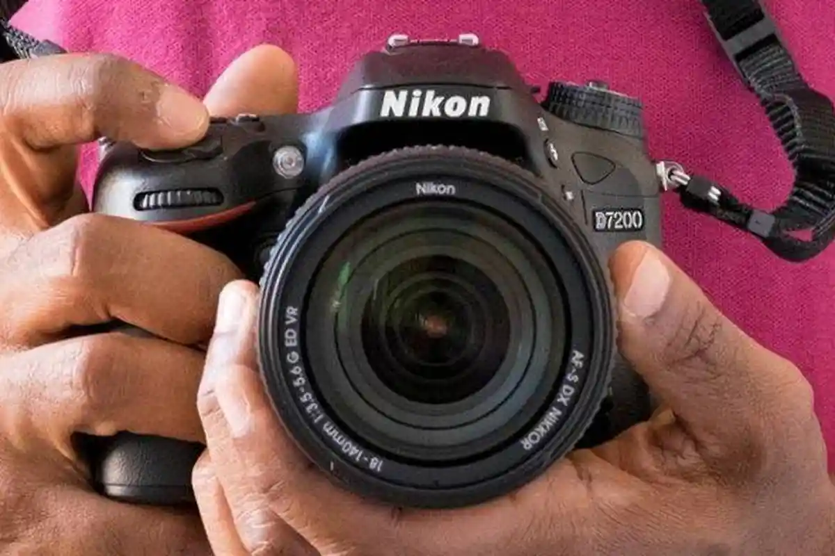 Cara Menghasilkan Cuan di Aplikasi Penghasil Uang Bigstock Photo