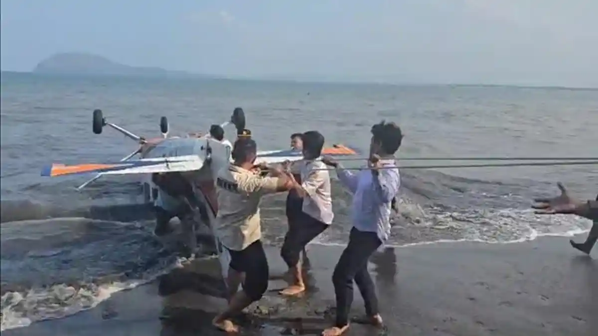 Pesawat Latih yang Mendarat Darurat, Dikemudikan Taruna dan Instruktur API Banyuwangi
