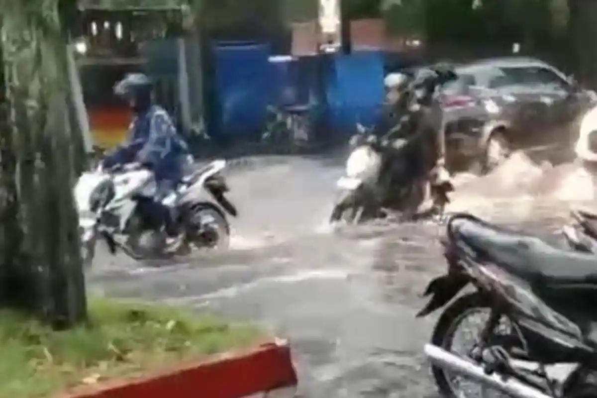 Ramalan Cuaca Jatim Minggu 9 November 2025, Semua Wilayah Sudah Memasuki Musim Hujan