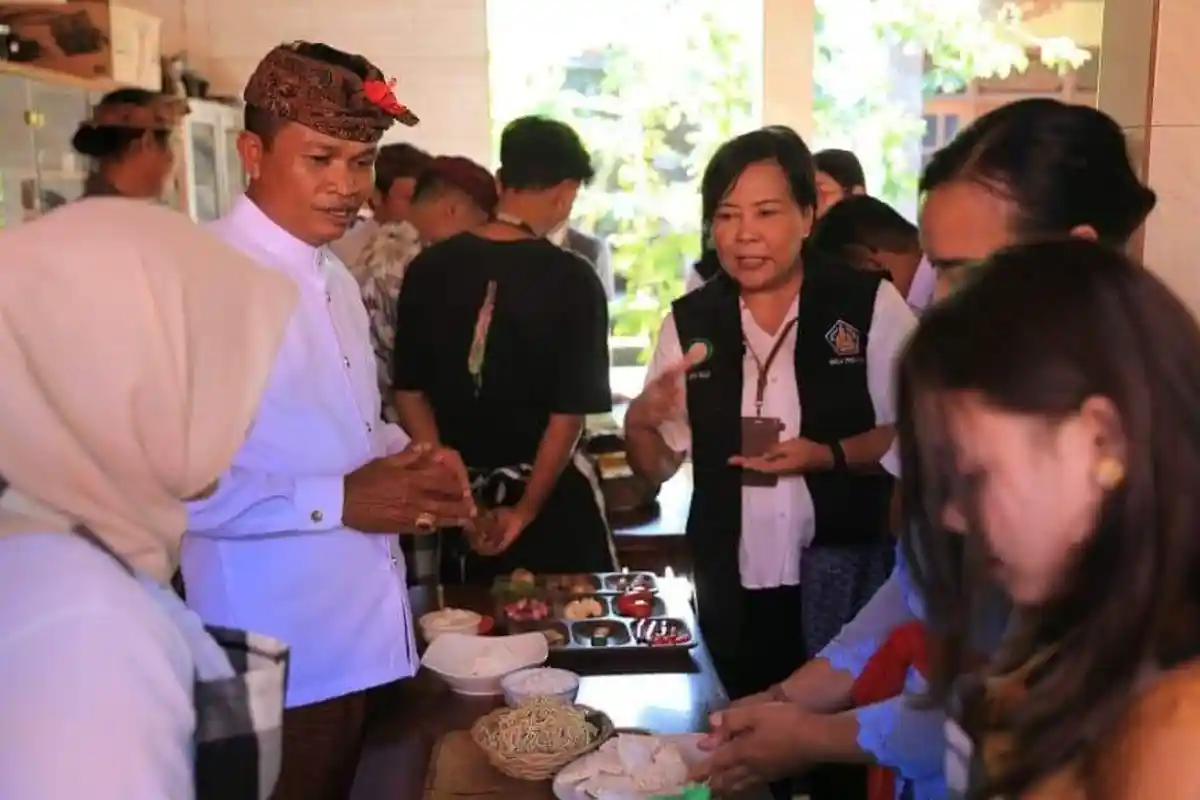 Ajak Tamu Jadi Orang Bali dalam Satu Hari, Pelestarian Kuliner di Desa Wisata Bakas Lolos Final