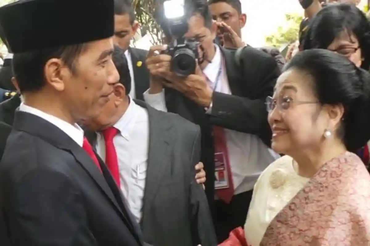 Pengamat: Jokowi Belum Tunjukkan Keberpihakan ke Ganjar Pranowo dan Calon Lain