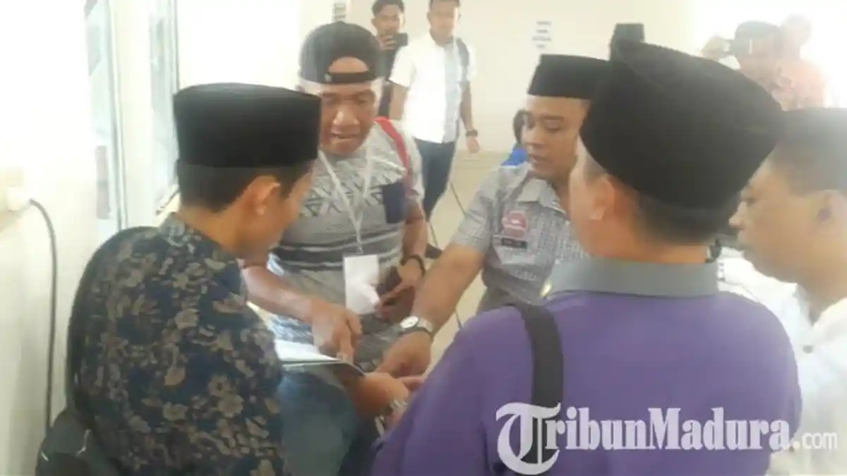 Rapat Pleno Rekapitulasi Suara Pemilu 2019 di Sumenep Diwarnai Protes, Saksi dari Hanura Dikeluarkan