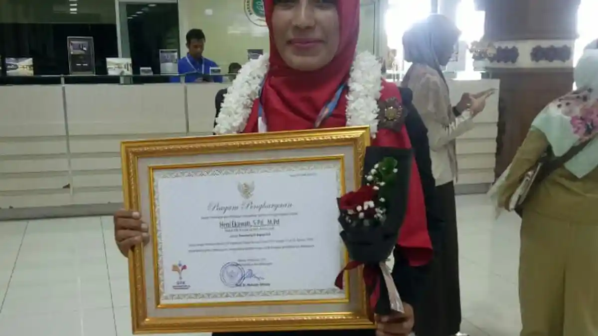 Heni Ekawati, Ajarkan Siswa SLB Membatik Raih Prestasi Tingkat Nasional