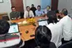 Mantan Ketua MK Mahfud MD Kunjungi Tribun Jakarta