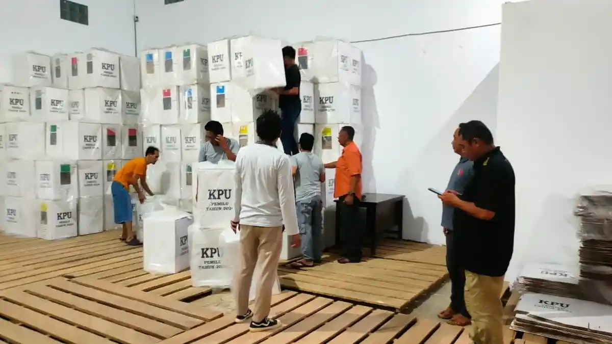 Logistik Pemilu di 5 Kecamatan Sudah Berada di Gudang KPU Berau
