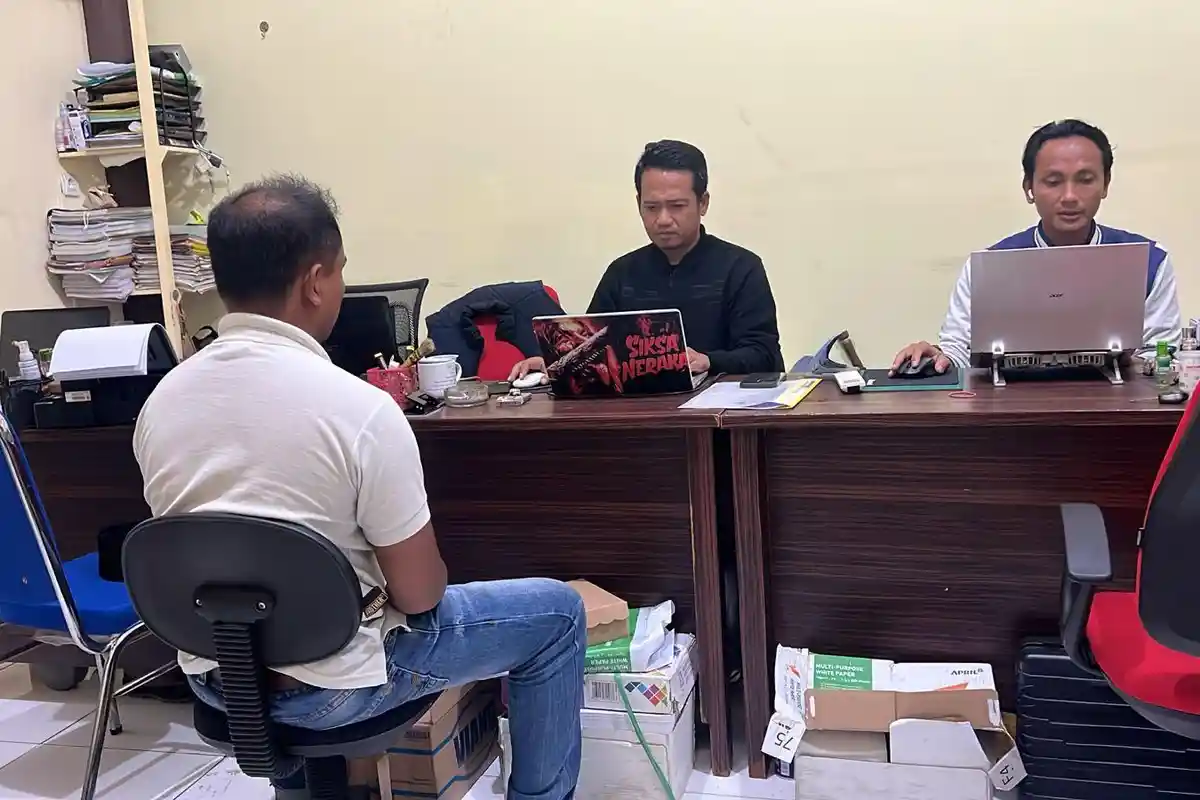 Suami di Sampang Nekat Aniaya Istri di Jalan Raya, Bermula dari Rasa Cemburu, Ending Kena Batunya