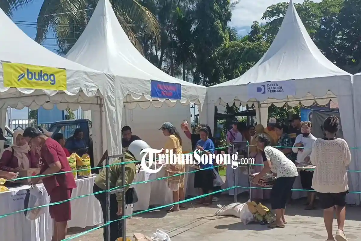 Pasar Murah di Kampung Baru Sorong Diserbu Warga, Harga Jauh Lebih Hemat