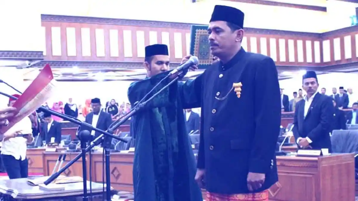 Irwansyah Dilantik Jadi Anggota DPRA dari PNA