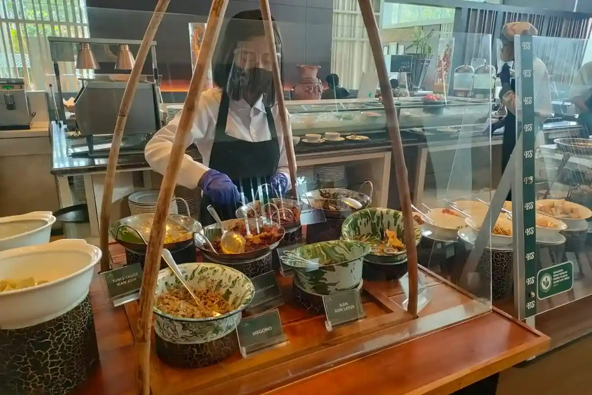 Rasakan Nikmatnya Sarapan dengan Menu Lengkap di Hotel Santika Pekalongan