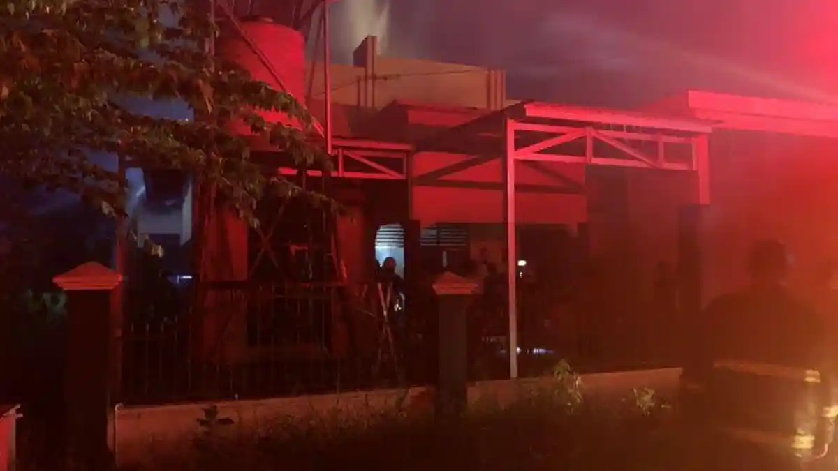 Arus Pendek Listrik Diduga Jadi Penyebab, Damkar Palangkaraya Tangani 2 Kebakaran Dalam Semalam
