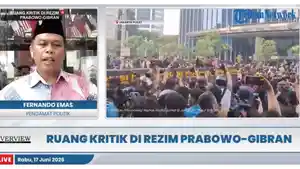 Pengamat-Politik-Fernando-Emas343.jpg