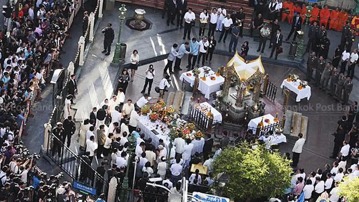 Umat Lima Kepercayaan Gelar Doa Bersama untuk Korban Bom Bangkok