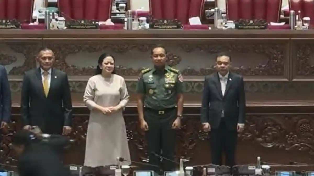 Momen DPR Sahkan Jenderal Agus Subiyanto Jadi Panglima TNI
