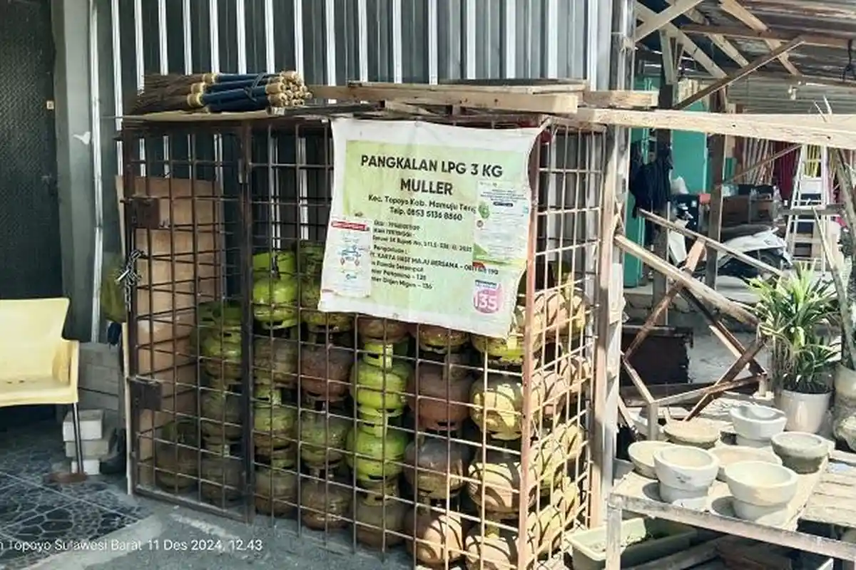 Emak-emak di Mamuju Tengah Kesulitan Dapatkan Harga LPG 3 Kilogram, Capai Rp 40 ribu Pertabung