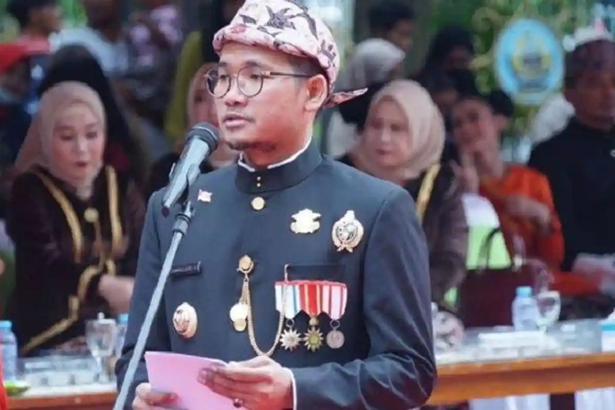 Sosok Abdul Latif Amin Imron, Bupati Bangkalan Tersandung Kasus Korupsi, Ikut Jejak Kakak dan Ayah