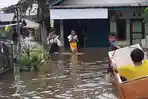 Banjir-menggenangi-pemukiman-warga-di-Kawasan-Rumbai-Pekanbaru.jpg