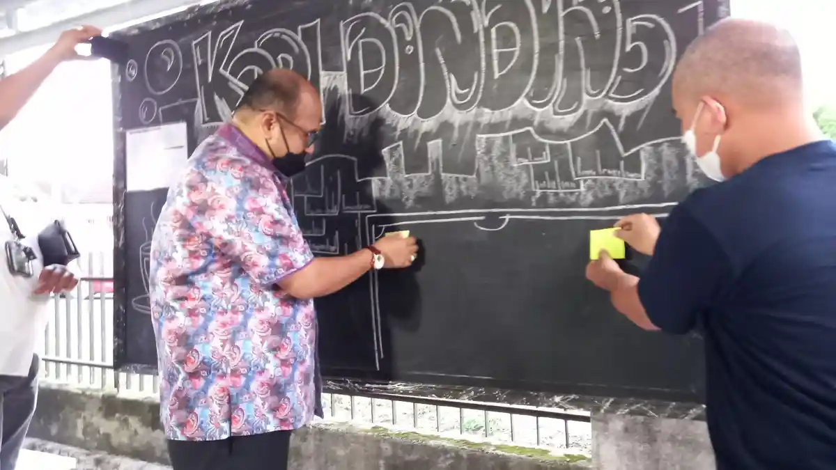 Kepala Kejari Pangkalpinang Launching Kopi Dinding, Program Sosial Berbagi dengan Orang Tak Mampu