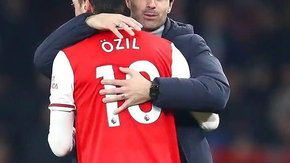 Mesut Ozil Tak Akan Bisa Main Lagi di Arsenal, Ini Penyebabnya