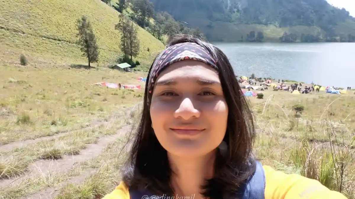 5 Tips Atasi Hipotermia saat Mendaki Gunung ala Medina Kamil