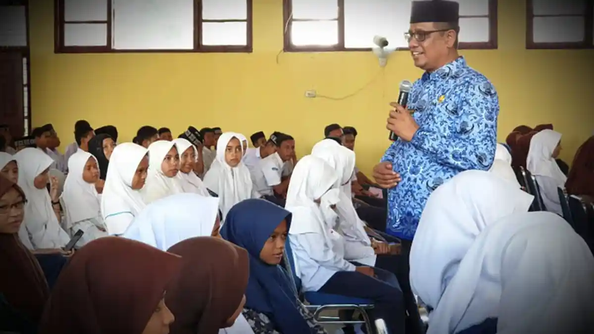 Wakil Bupati Pidie Tutup Kelas Inti Tingkat SMP, Ini Pesannya