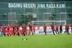 Stefano Cugurra Teco Awasi Persija Berlatih