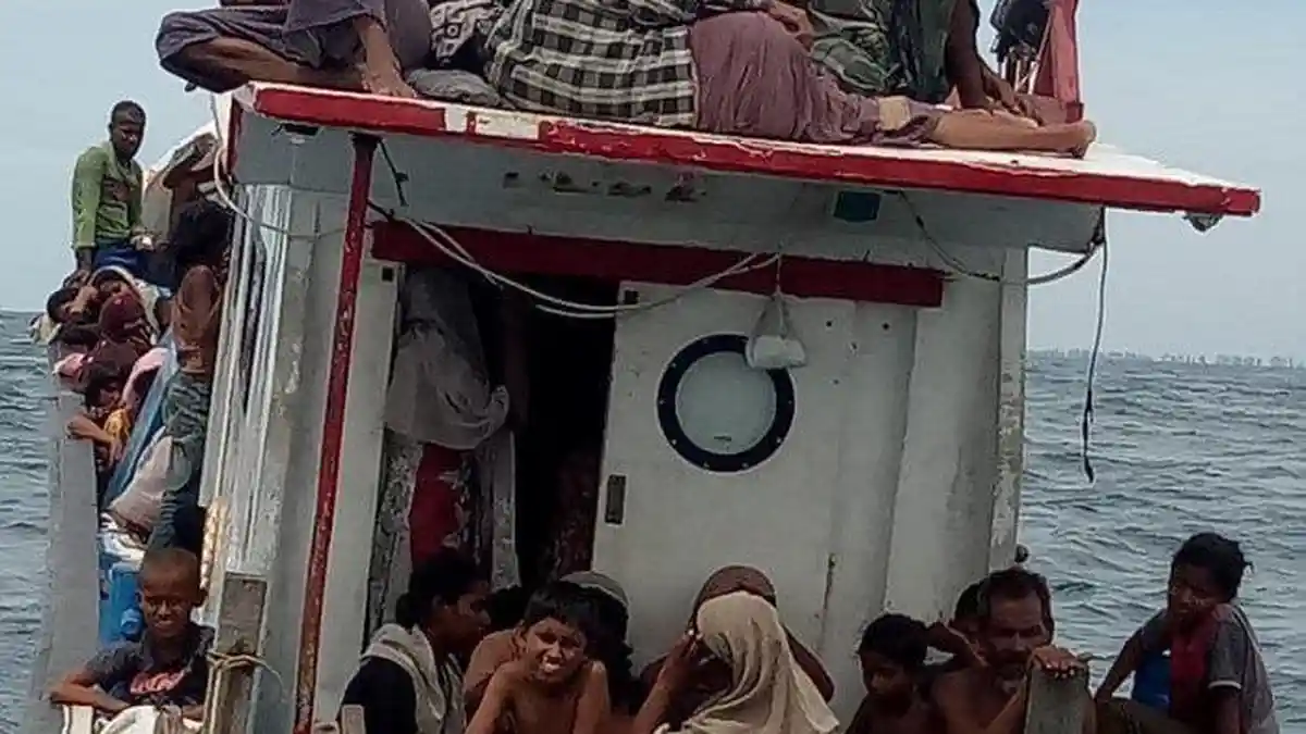 Cerita Warga Rohingya, Ingin ke Malaysia, Tapi Mesin Mati & Terbawa Ombak, Terdampar di Aceh