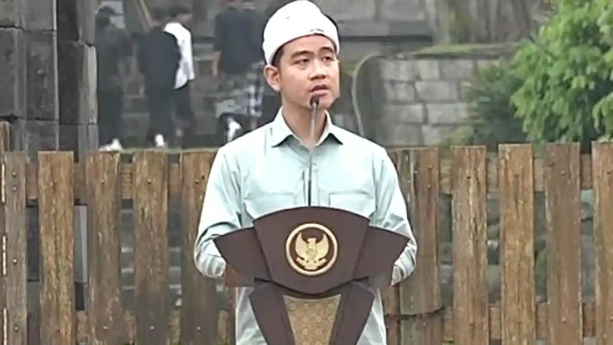 Buntut Putusan MK soal Ketidakabsahan Ijazah, Gibran Didesak Mundur ...