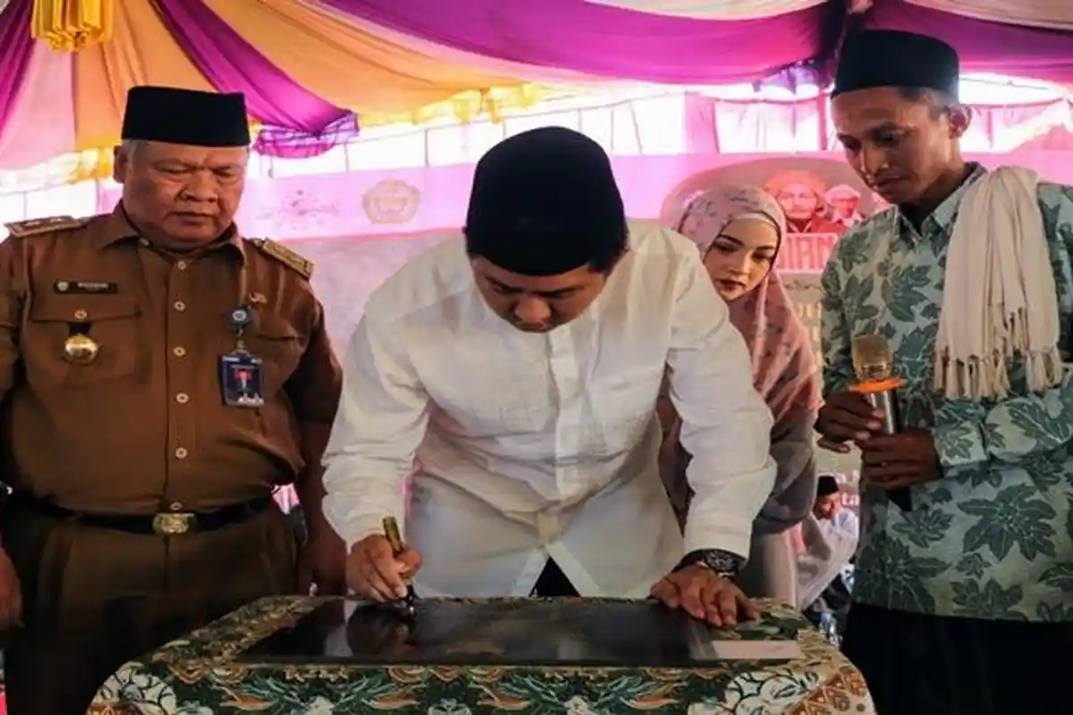Kaffah Resmikan Ponpes Fathul Ulum