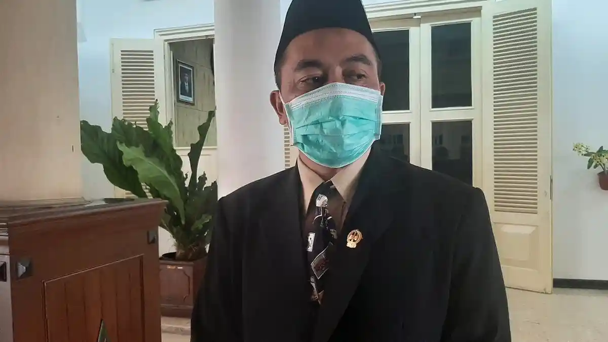 BREAKING NEWS: Tali Lift Putus, Ketua DPRD DIY Jatuh dari Lantai Dua Gedung Dewan