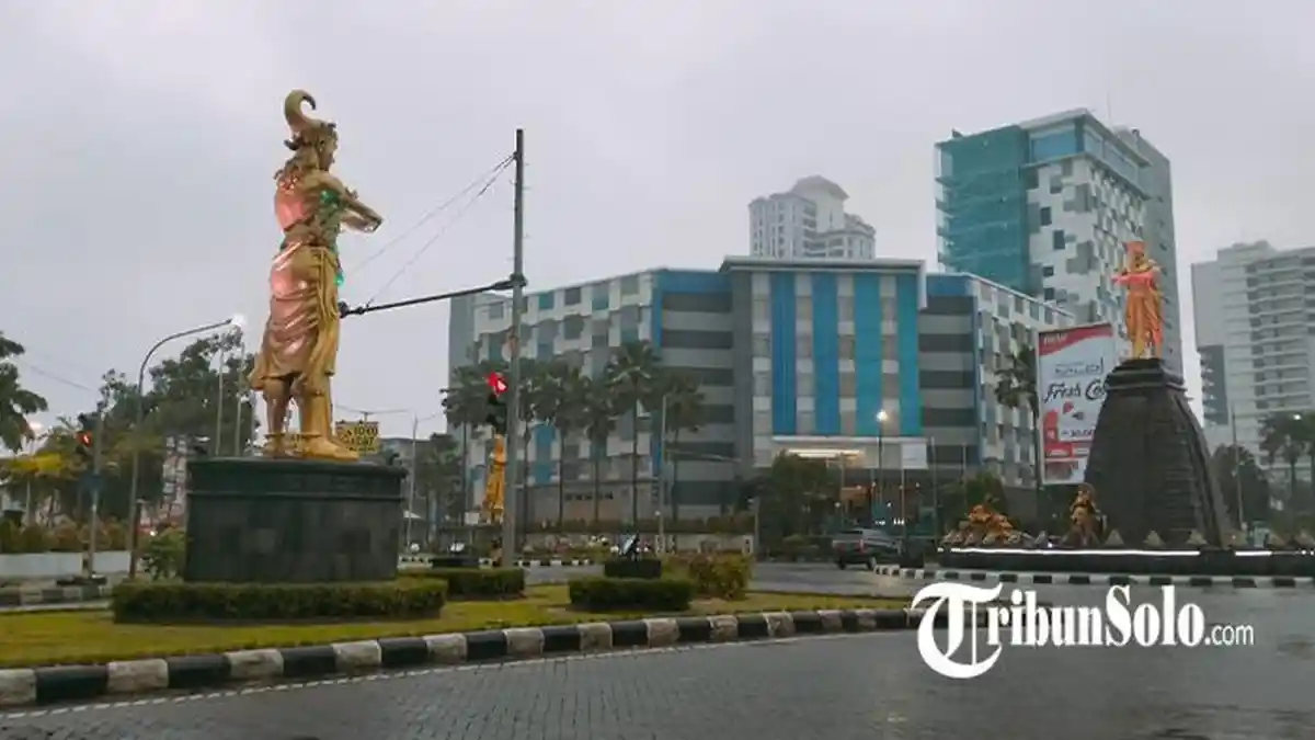 Simpang Empat Pandawa Solo Baru Kini Bebas dari Genangan Air Meski Diguyur Hujan Deras Berjam-jam