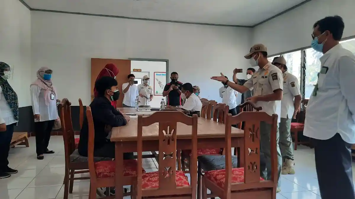 Satpol PP Kulon Progo Gelar Pengawasan di 3 Perusahaan Industri dan Hajatan Pernikahan