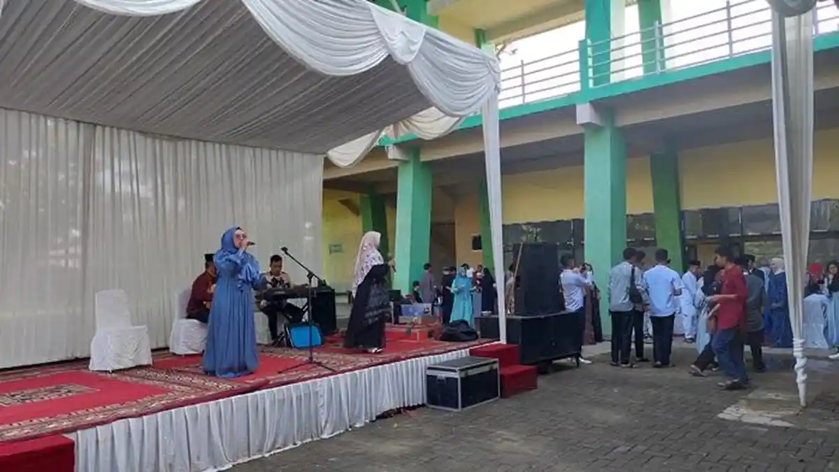 Musik Gambus Meriahkan Acara Halal Bihalal Pemko Solok Usai Salat Idulfitri