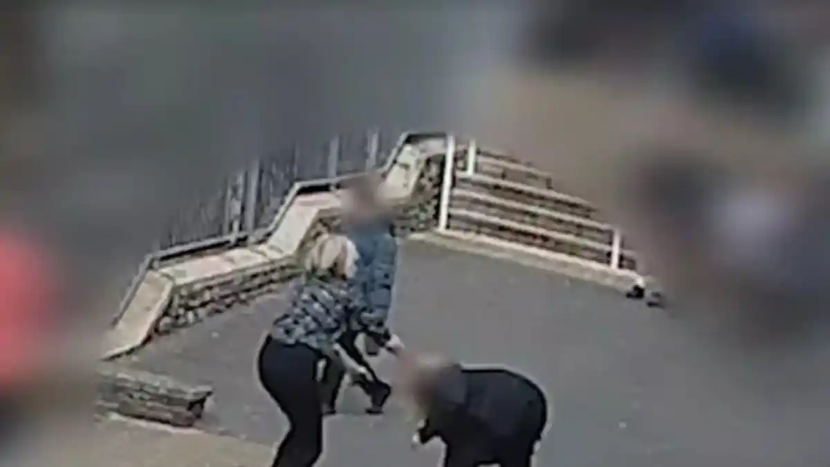 Remaja 14 Tahun Serang Guru dan Teman Sekolahnya Pakai Pisau, Ini Penyebabnya