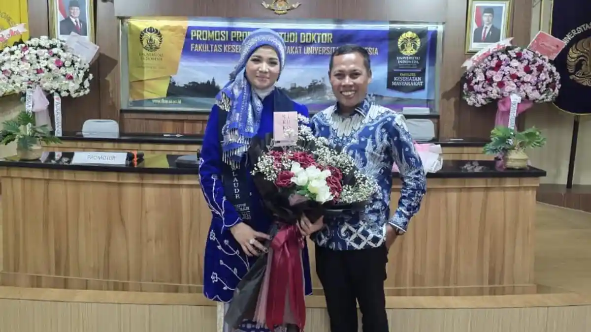 Kisah Inspiratif Dr. Lia Nurdini : Sabet IPK 3,93 di Sidang Doktoral FKM Universitas Indonesia - Tribunjambi.com