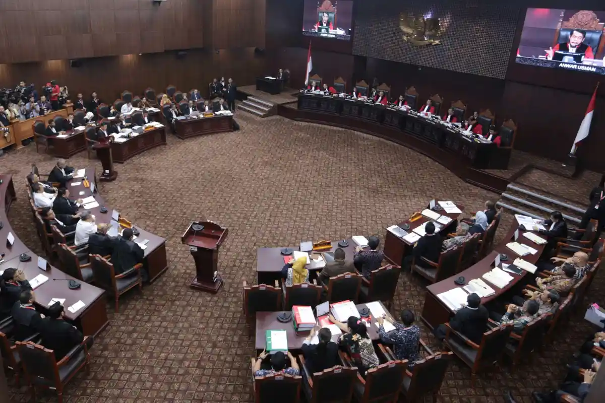 Hasil Sidang Putusan MK, Dalil Prabowo-Sandi soal Ajakan Berbaju Putih Ditolak