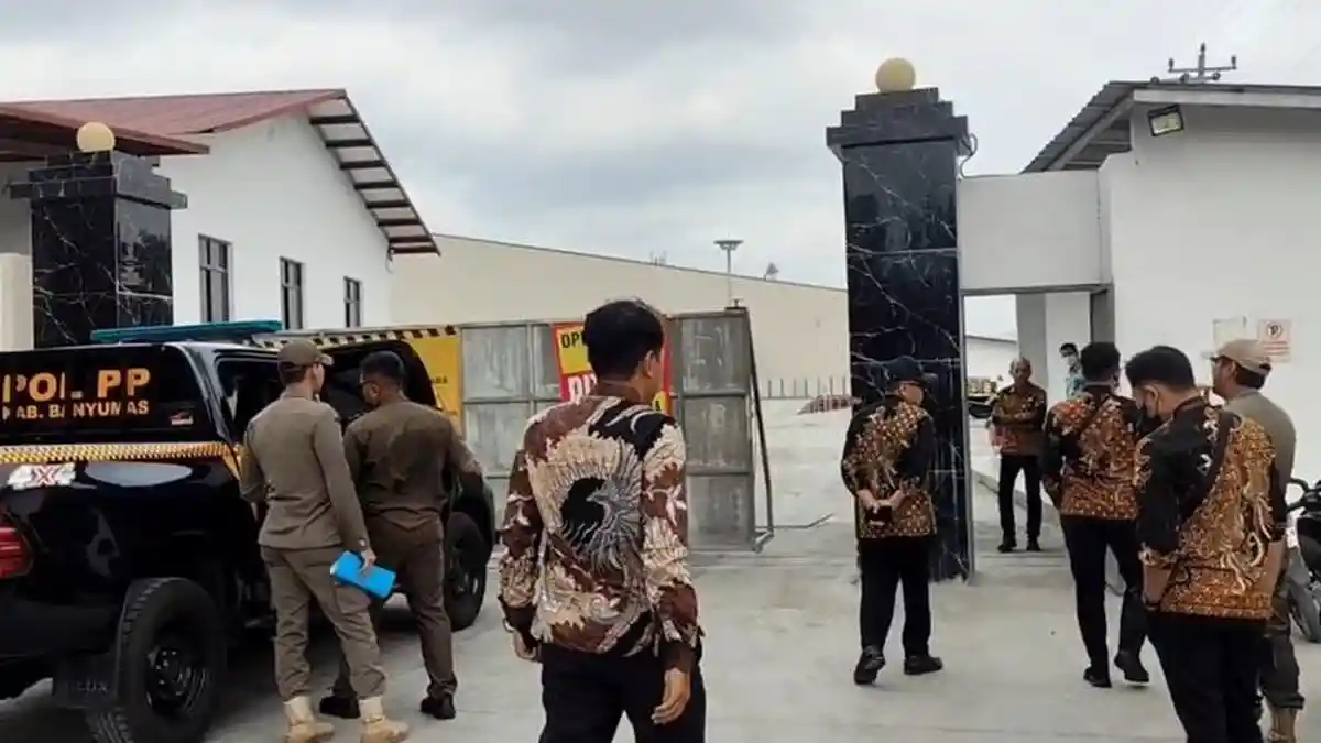 Pabrik Hebel di Losari Banyumas Kepergok Berproduksi Padahal Sudah Disegel
