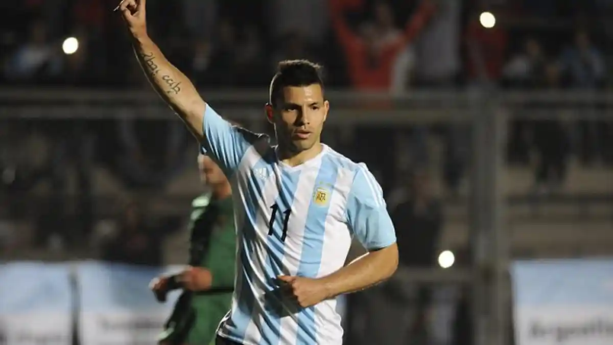 Sergio Aguero Cetak Gol Kelima Argentina, Paraguay Tertinggal 5-1