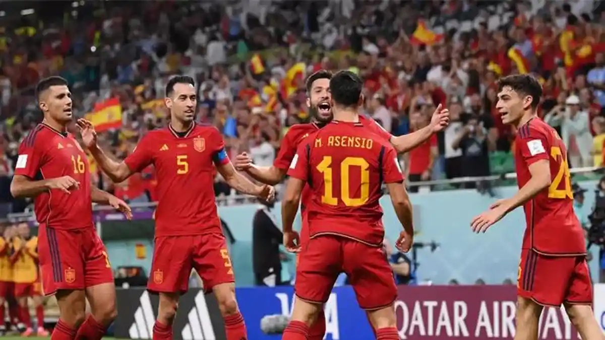 Tujuh Gol Spanyol Menghancurkan Los Ticos