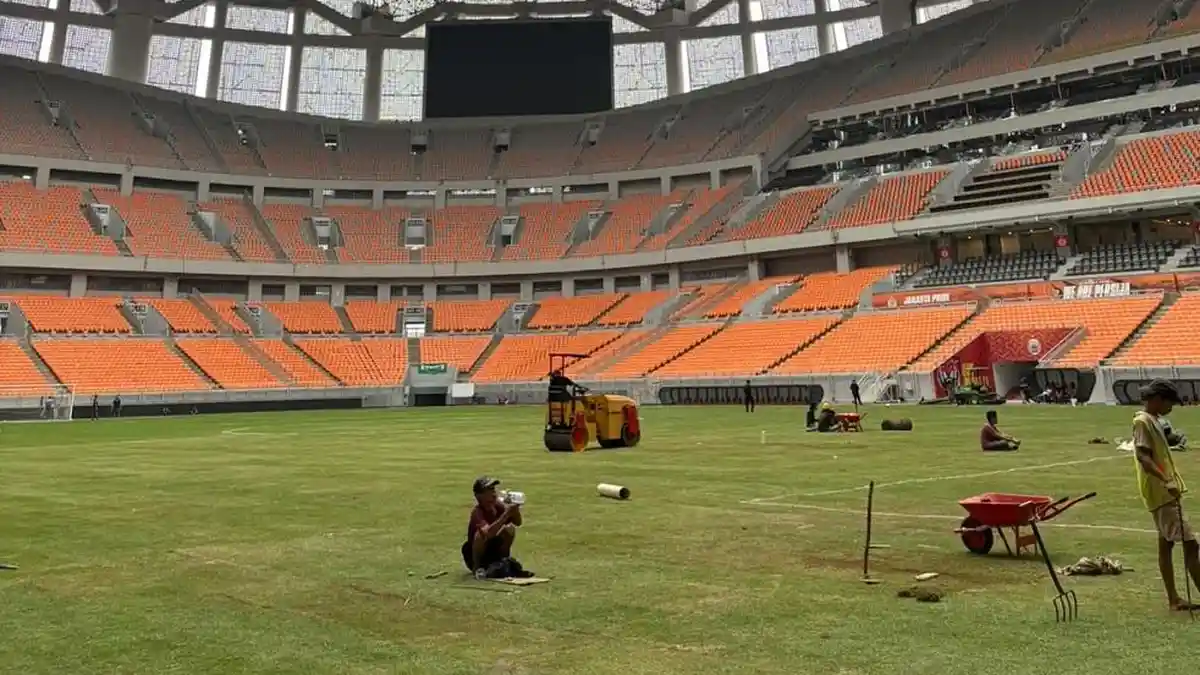Rumput JIS Banjir Kritik Pemain Persija dan Persik, Jakpro Klaim ...