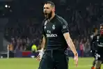 karim-benzema-ke-gawang-ajax-amsterdam.jpg