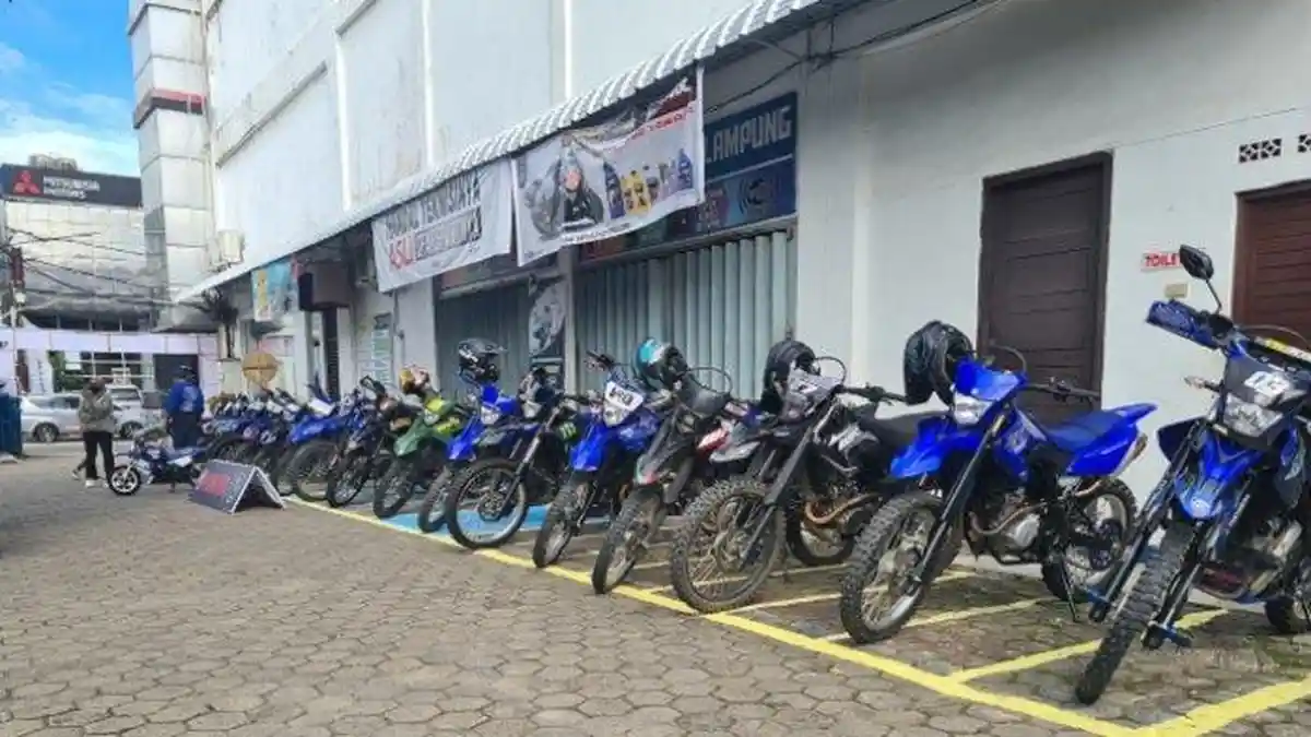 BLU cRU Community Fun Riding Experience di Lampung, Adventure Bersama WR 155 R
