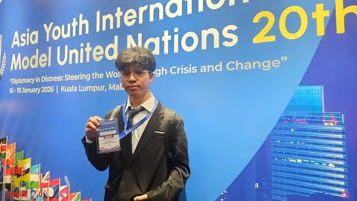 Pelajar Asal Jogja Ini Sabet Award 'Verbal Commendation' di AYIMUN ke-20 di Malaysia