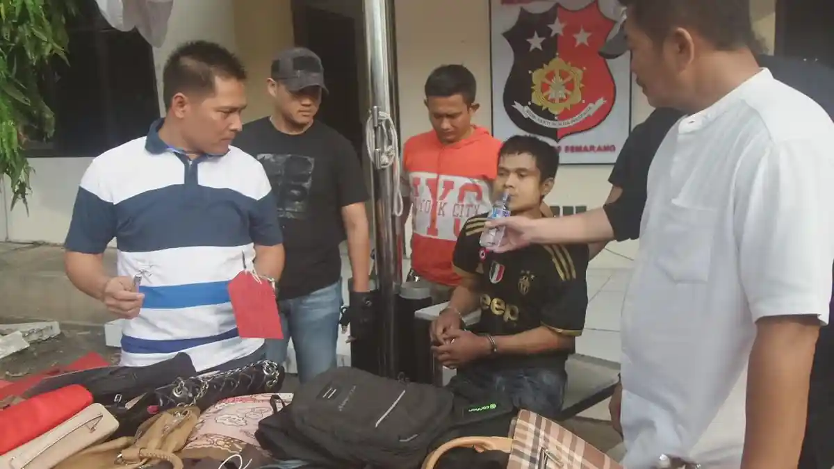 Pencuri Spesialis Pecah Kaca Itu Sempat Ambruk Saat Gelar Perkara