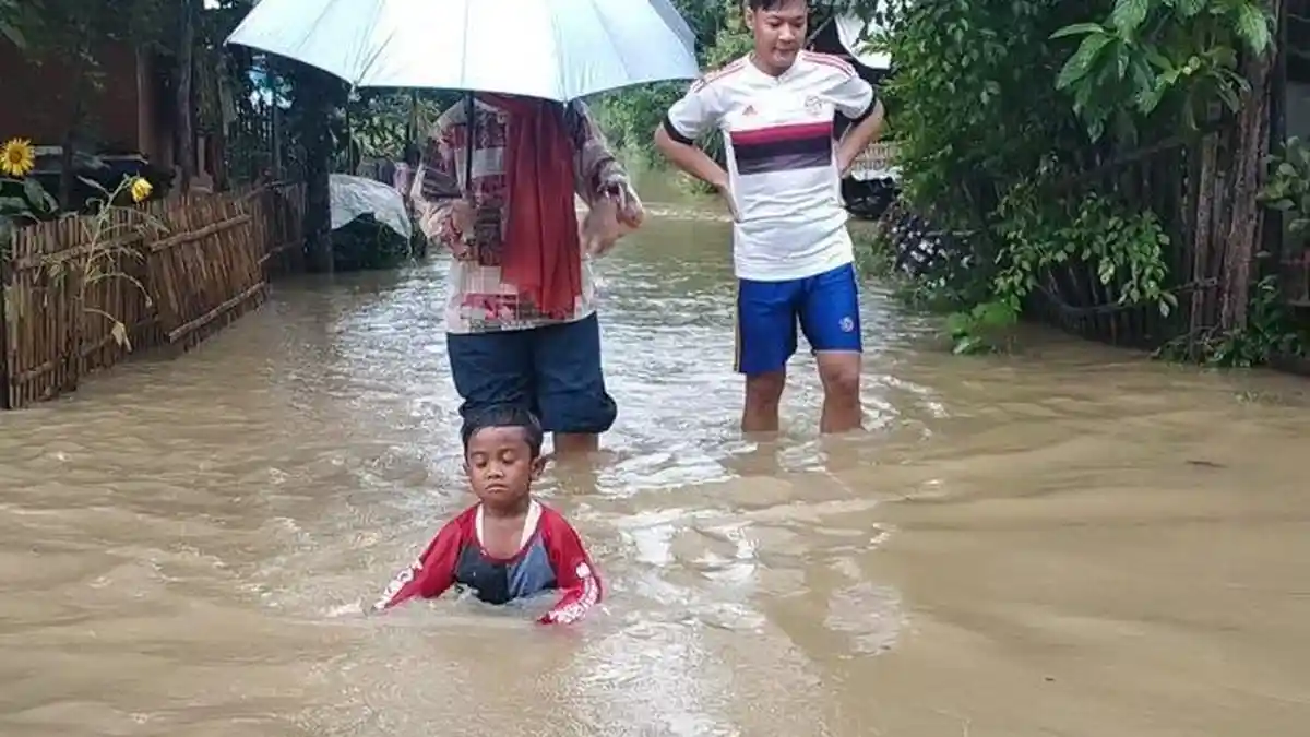 Banjir Indramayu Berimbas Tergenangnya Tol Cipali KM 136 Sepanjang 200 Meter